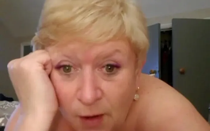 Uk Joolz: Stream started at 02/19/2019 07:01 am