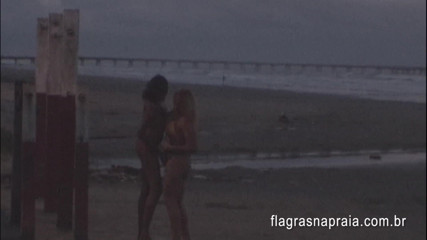 Amateurs videos: My wife's first time with another woman on the beach
