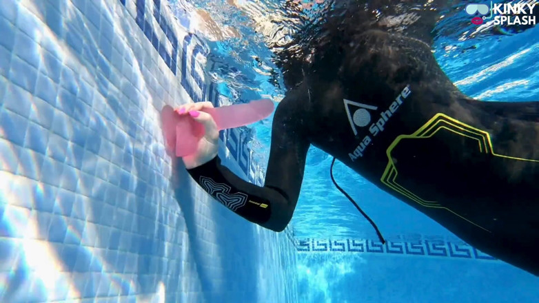 UKCuteGirl Lucy Lauren: Wetsuit Underwater Dildo Blowjob - Neoprene Masked Suck Slut
