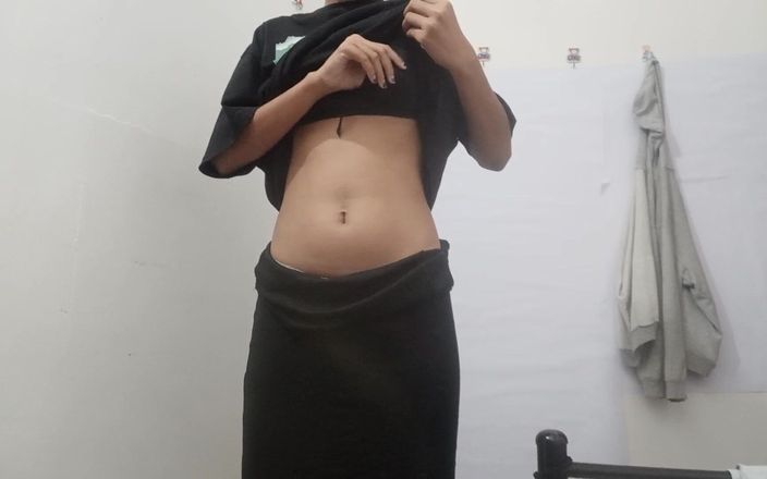 desigirl93: शरारती भारतीय कमसिन लड़की