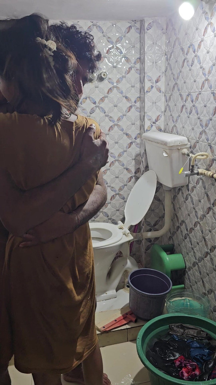 Aalox: 德西印度热辣女孩紧阴部操逼印地语音频性爱