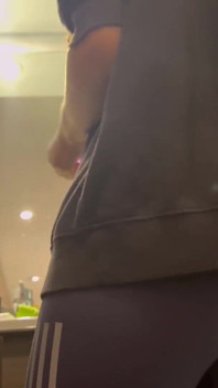 女性手淫