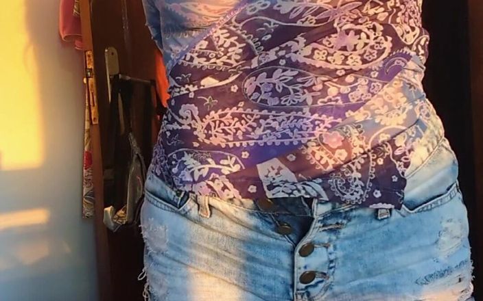 Gaby en la Luna: Cobalah untuk Haul! - Sheer Blouses