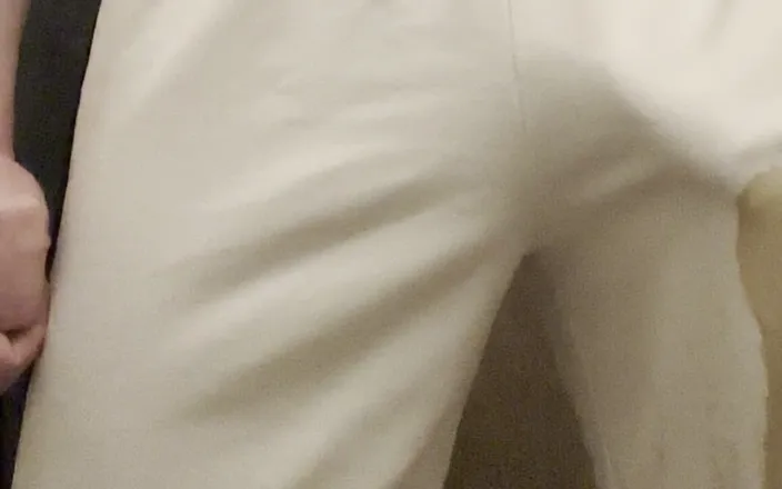 Filip_Swedish: Solo Guy Pissing in My Training Shorts