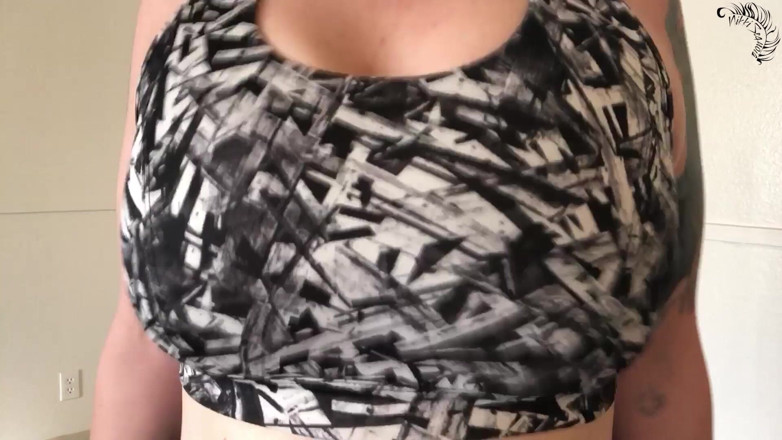 Nikki's Fetishes: Bouncing My Boobs in Sports Bras