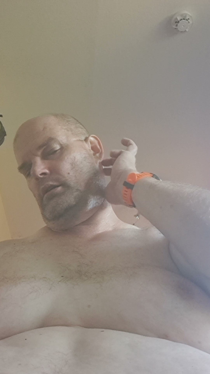 Fickspecht: Slut's Pig Tits