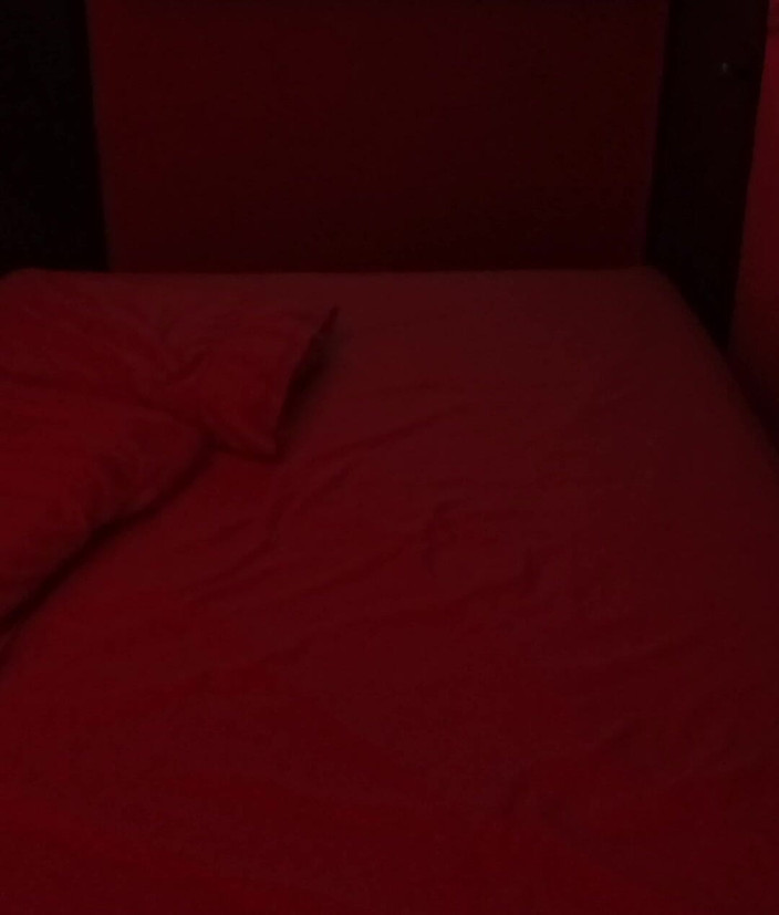 MiguellTrajano: The Visions of the Red Room - l’infirmière filme une vidéo...