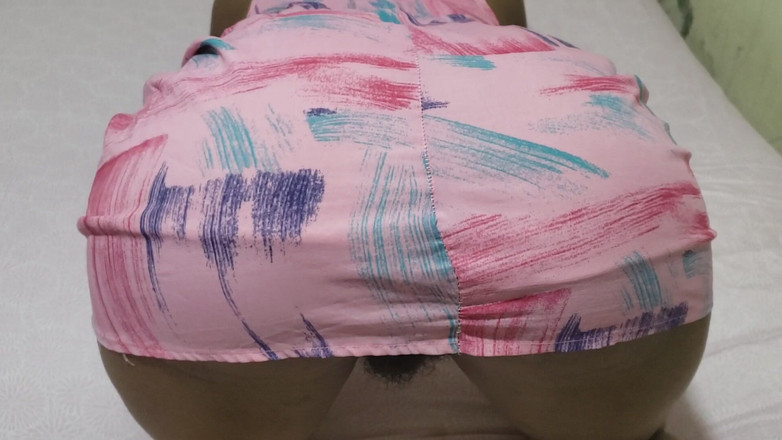 Lovemina: सुंदर बड़े बट बड़ी गांड एकदम सही लग रही है