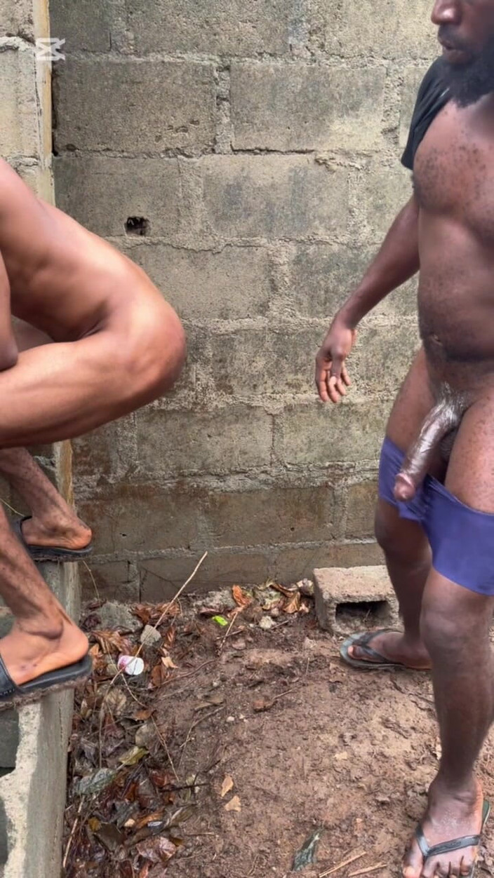 Bigmigh: Bbc daddy scopa ragazzo nero all'aperto
