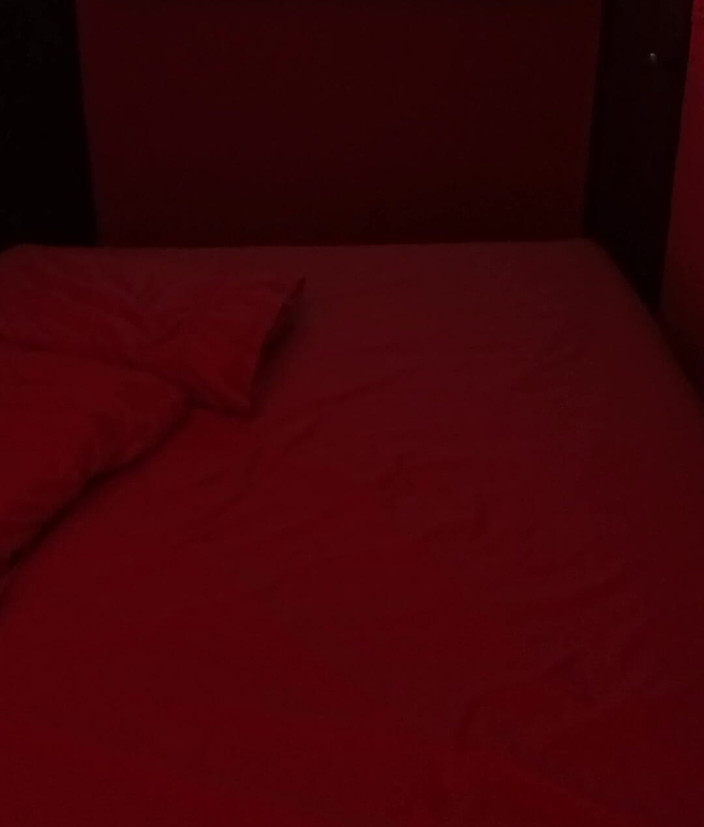 MiguellTrajano: Visi Bilik Merah - Jururawat Merakam Video Sensual Untuk Doktor Bertugas