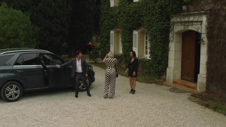 Jet sex prod: She Offers Her Huge Tits Against a Huge Cock