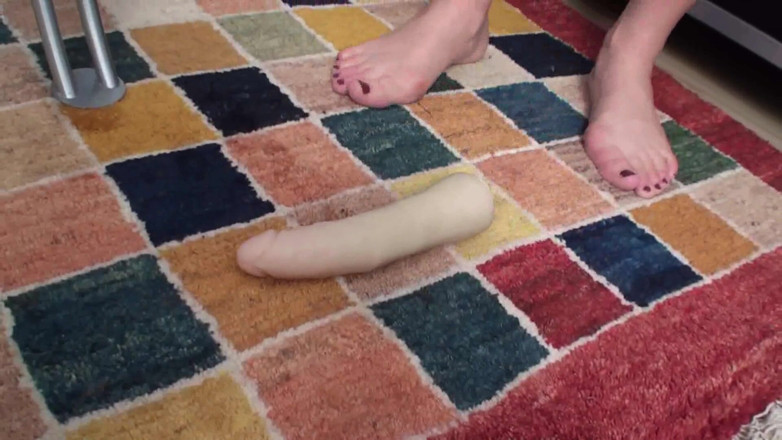 Foot Girls: Crushing dildo with feet