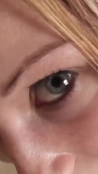 Tätowiertes schätzchen bekommt ihre großen titten und muschi von einem typen pOV-stil hart geknallt