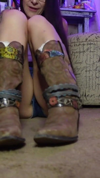 Durango Addiction: นายเป็นแค่ไอ้เงี่ยนรองเท้าบู๊ตให้กูเท่านั้น