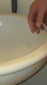 Peeing for Those That Like to Watch