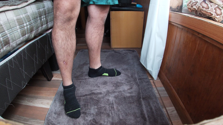 Hardnoisex: Mokra zabawa z jedwabnymi szortami - fetysz, na który czekałeś