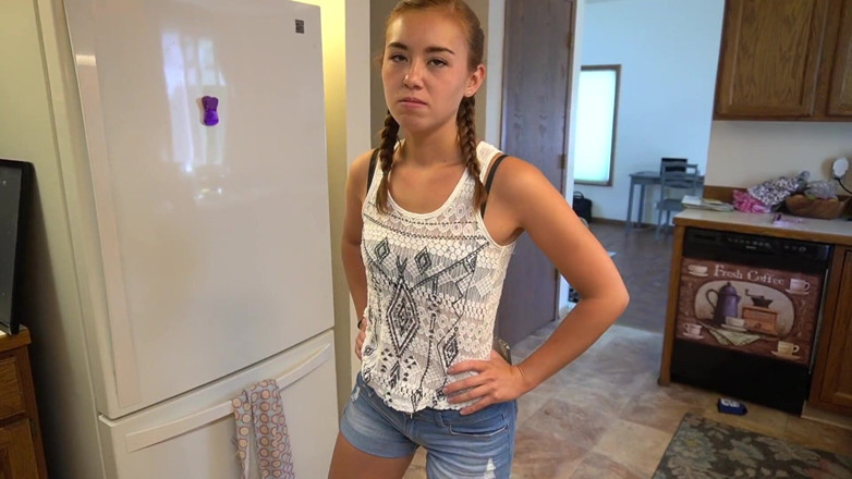 BrandiBraids: Une belle-fille coquine baise son beau-père pour une leçon de...