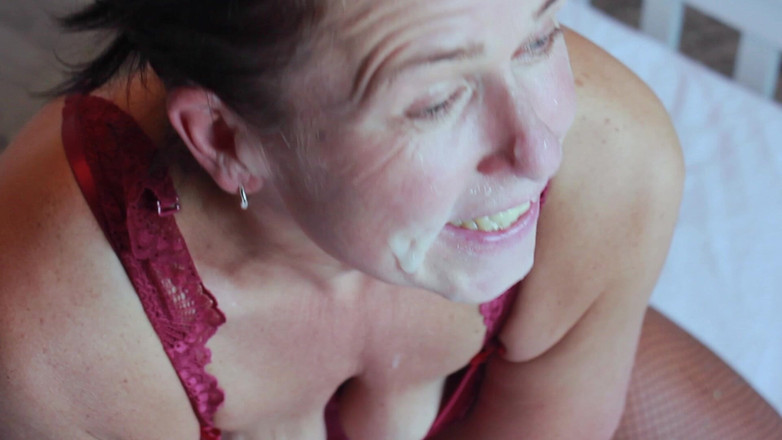 Suzy Love: Gave My Neighbour the Best BJ