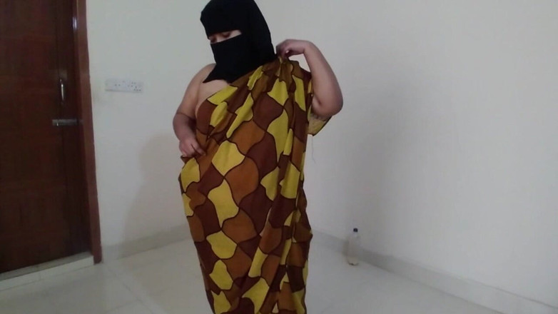 Aria Mia: Menantuku ngentot pantat ibu mertuaku