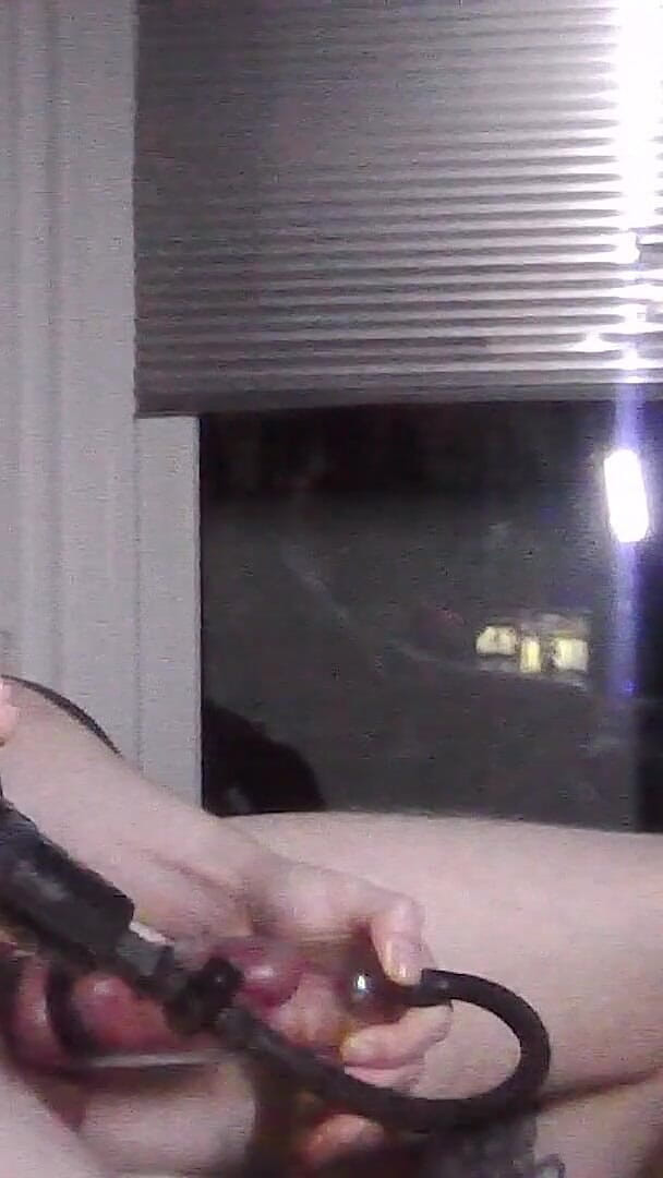 Penis Pump and Cum (Ssls Fanpage) Penis Pump and Cum (Ssls Fanpage)