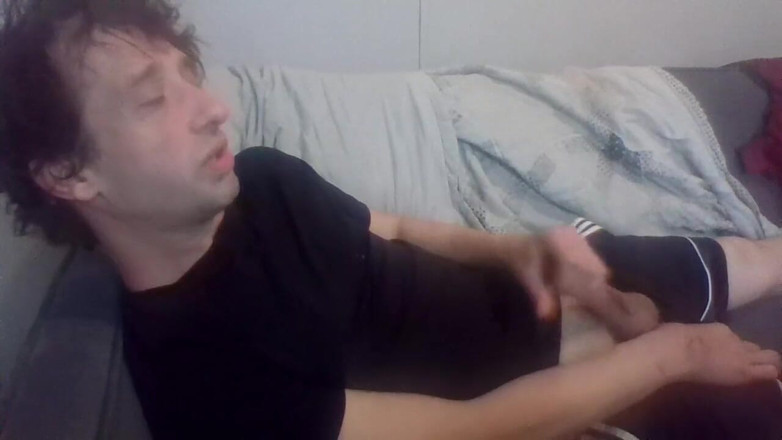 LilTaste: Küss mich und streiche deinen schwanz, während ich deine muschi überflute,...