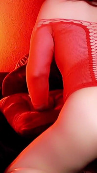 Ungry Sissy Ass Needs a Massive Dildo