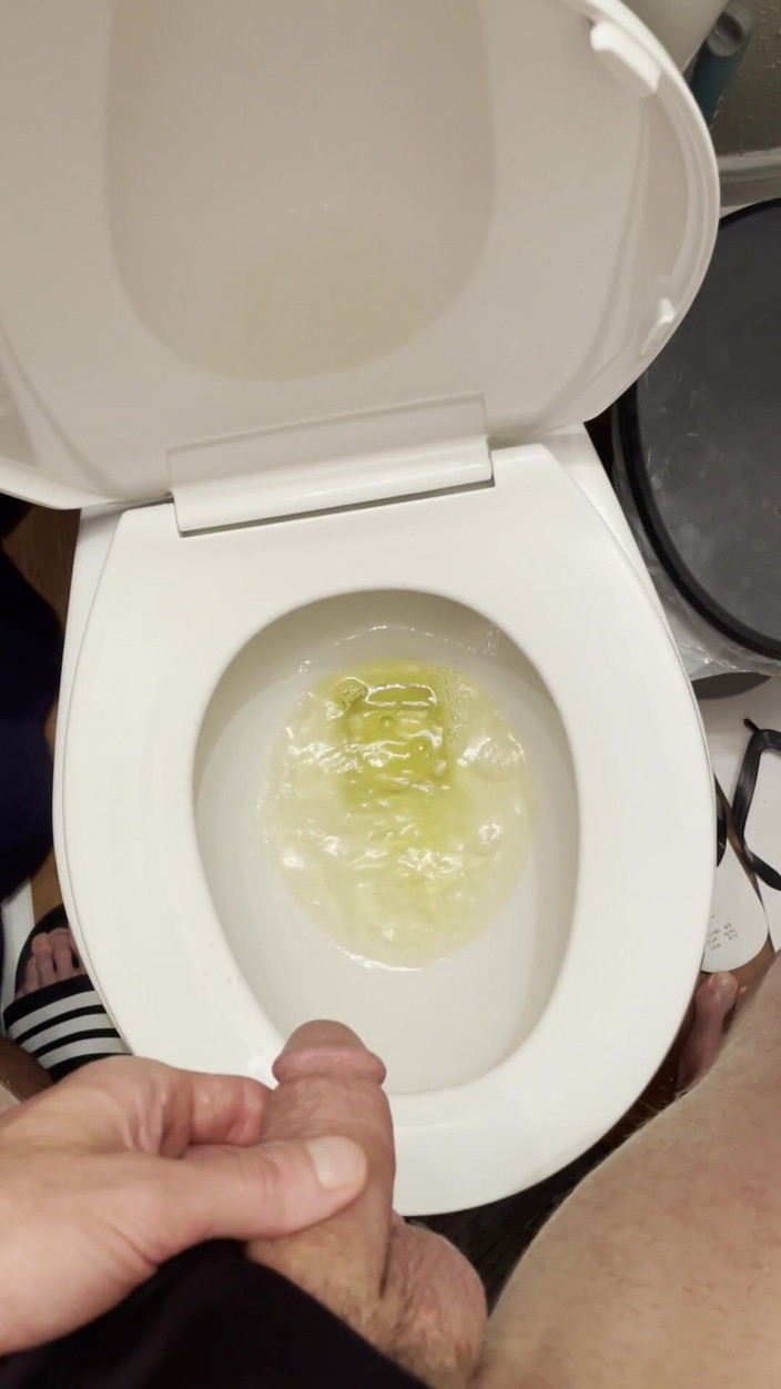 Cam Crest: Sometimes I Film Myself Peeing