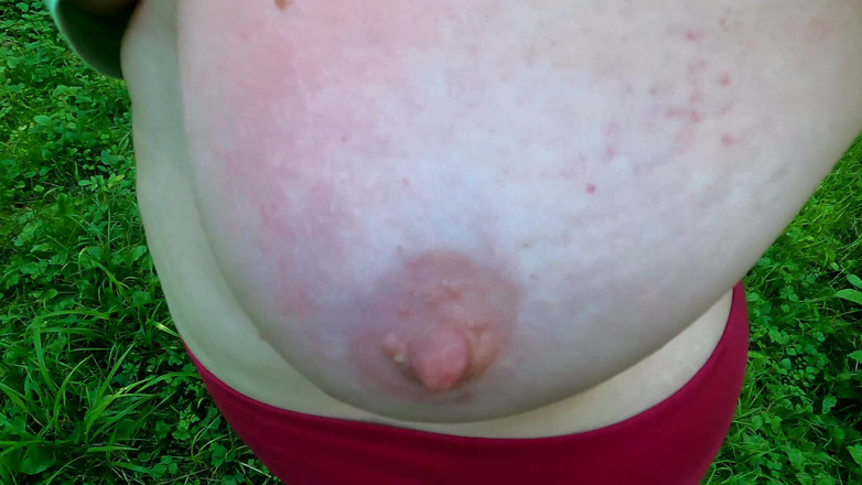 Bouncy Tits Action: Beat up Breasts in the Countryside