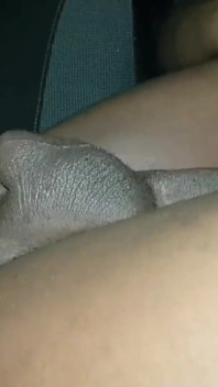 Youngenglishbbw büyük zenci yarağı nata4sex götünü ve taşaklarını yalıyor