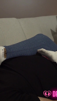 Laura's Sweaty Feet Session - dreamgirls in Socks