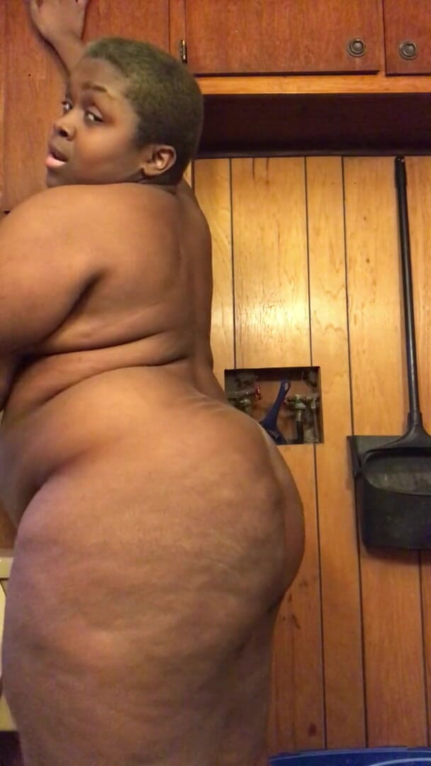 Hottie lexiii: Balançando minha bunda gorda