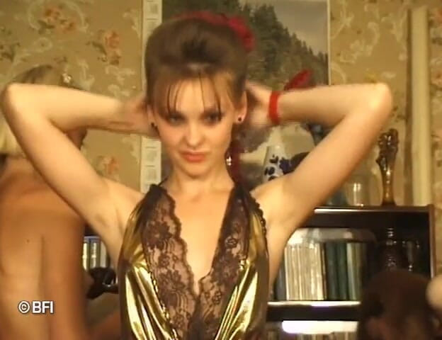 Horny Teenies: 18 fighe piccole - Ilona, Diana e Zina