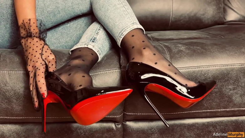 Adeline Murphy: Adakah Anda Suka Stoking &amp; Jeans Combo?