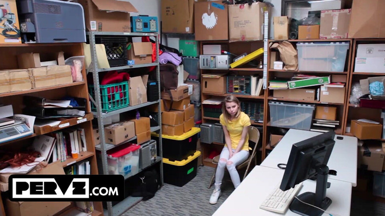 Pervz: Catarina Petrov Regrets Her Every Decision