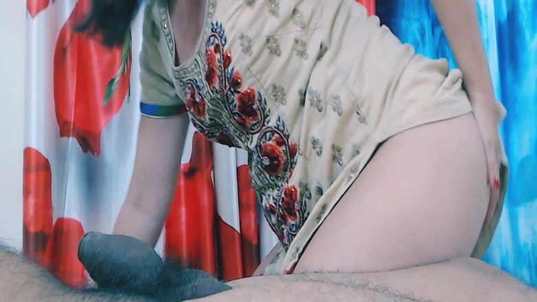 Bolly Karma: Ранок з чудовим сексом.