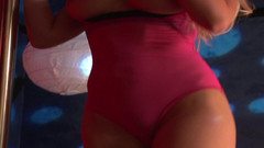 Perv Milfs n Teens: Sólo striptýz Kagney Linn Karter - Perv Milfs n Teens