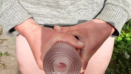 Sara B: Close-up: fuck my toys