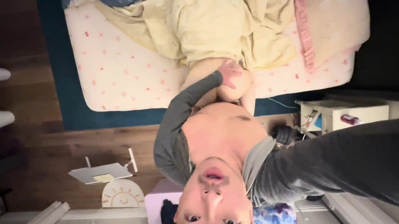 SquishMallow3328: 2025年的第210次性爱，后入式玩20分钟