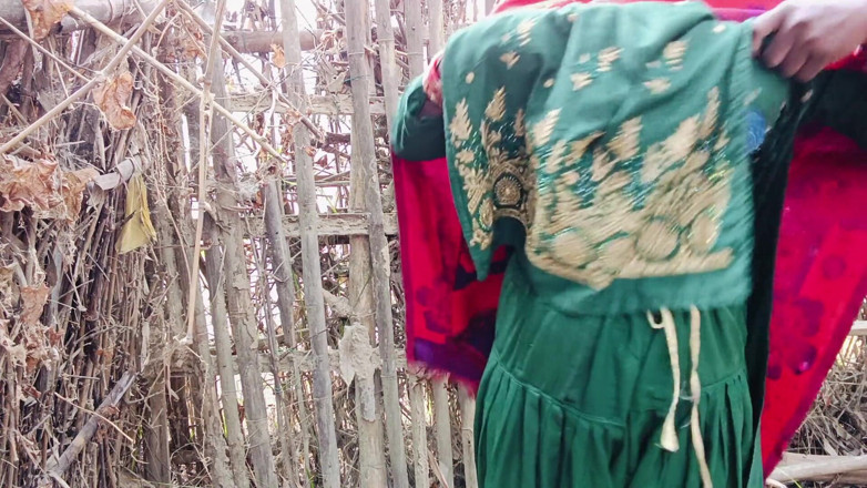 Ghazipur Uttar: Insira-o lentamente, Rajaji, meu desconto também é para pés