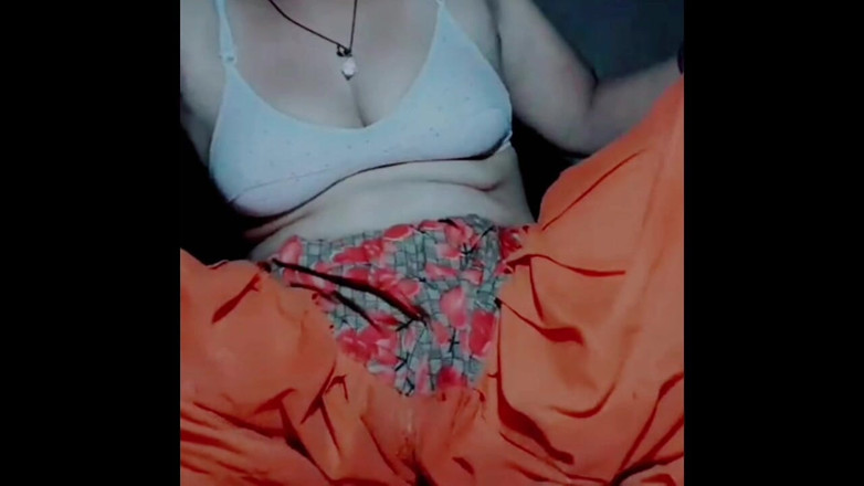 TricolorMusic3: ホットなデシガール一人でフルエンパイア、ホットな胸、セクシーな女性、マスターベーション、ホットセクシービデオ