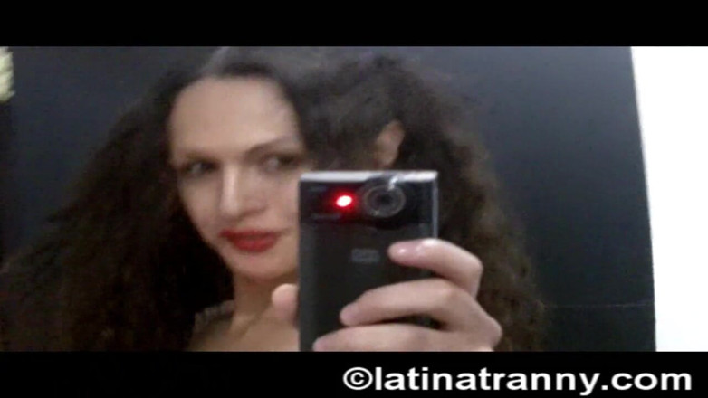 Nikki Montero: T-girl Nikki Montero dildo fun and pissing on the toilet