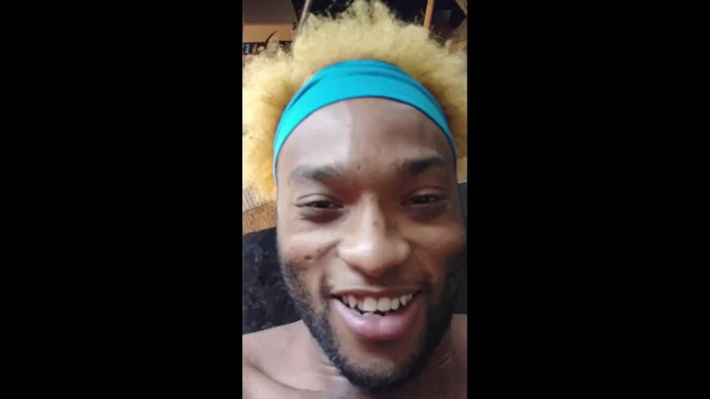 Kennie Jai: Kennie Jai se masturba para ti! Dos videos de corrida...
