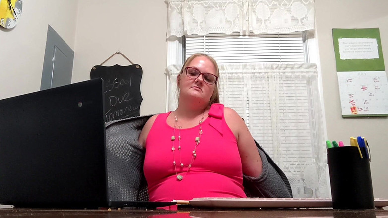 Nichole Madison: Ta prof enceinte mise à jour !