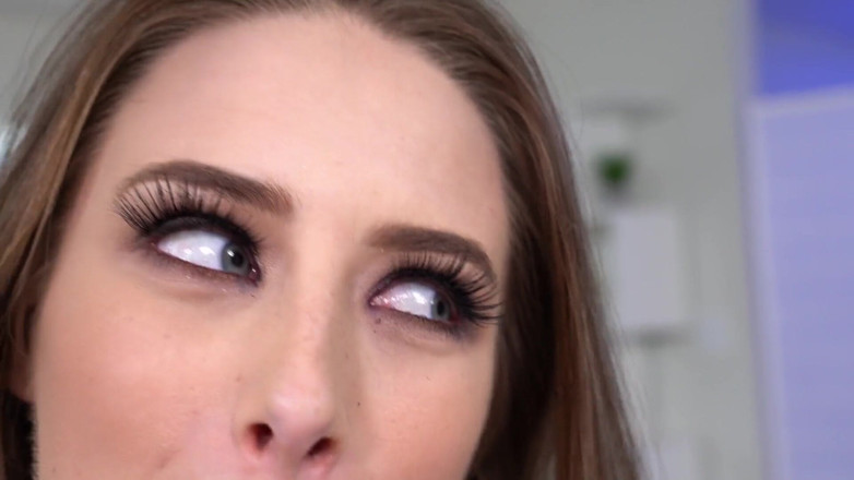 Dark X: DarkX - seksowna brunetka Kyler Quinn pragnie bbc