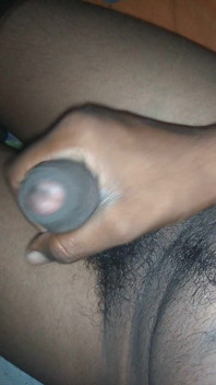 Si dice che si dovrebbe massaggiare il pene con le mani