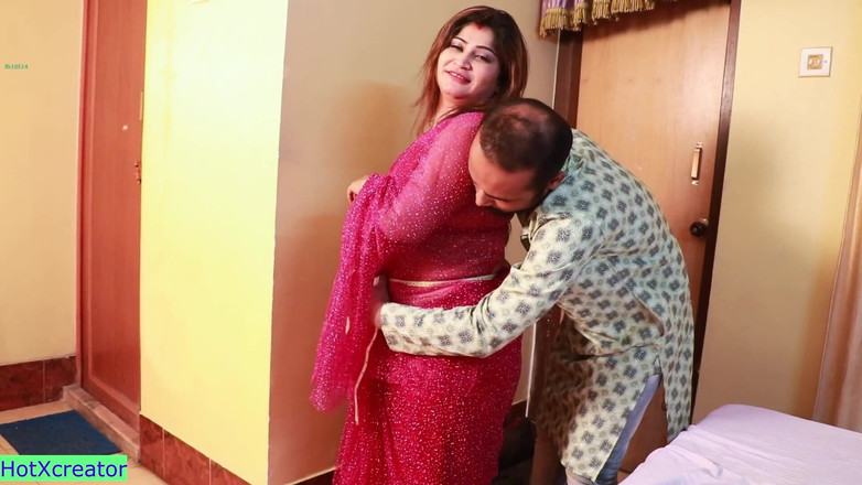 Hot creator: Удивительный горячий секс возбужденной бхабхи! Индийский секс