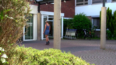 Amateur Pornos XXX: Heiße MILFs Sind Bereit Für Schwanzreiten Und Abspritzen Im Freien,...