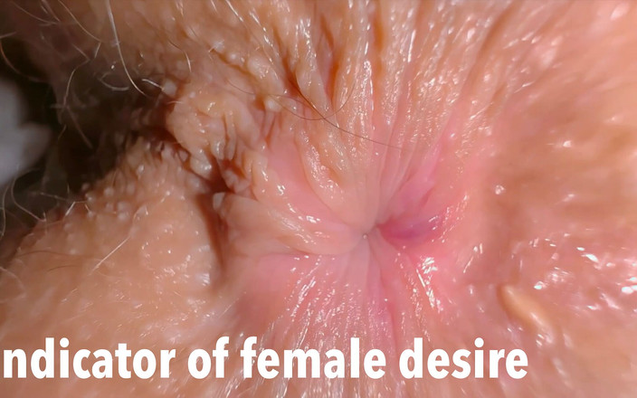 Gigi oficial: Když moje přítelkyně mrká zblízka se svým zadkem na mé...