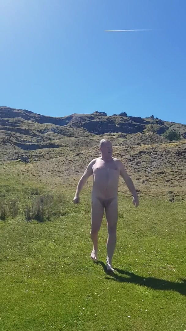 Miguel13: Promenade à poil