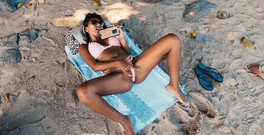 Kinky4love: Strand-orgasmus beim porno gucken